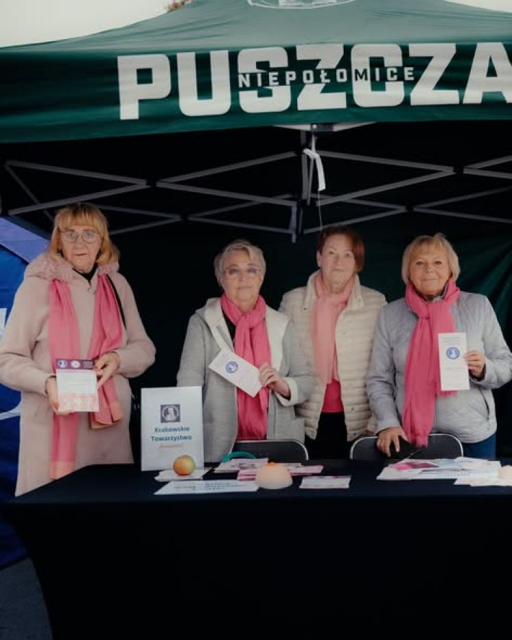 R&oacute;żowe Miasteczko w Niepołomicach.
